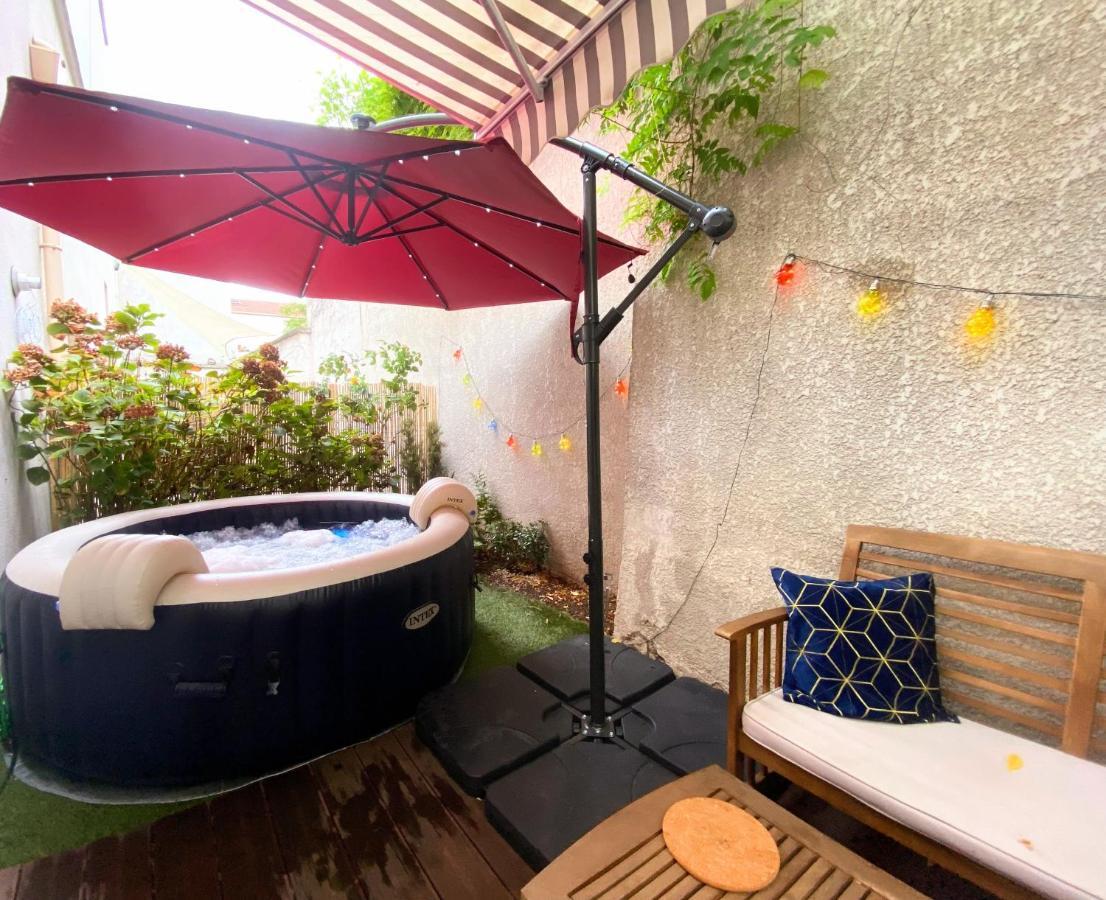 Magnifique Villa Avec Jacuzzi Au Pied Du Stade แซงต์-เดอนี ภายนอก รูปภาพ