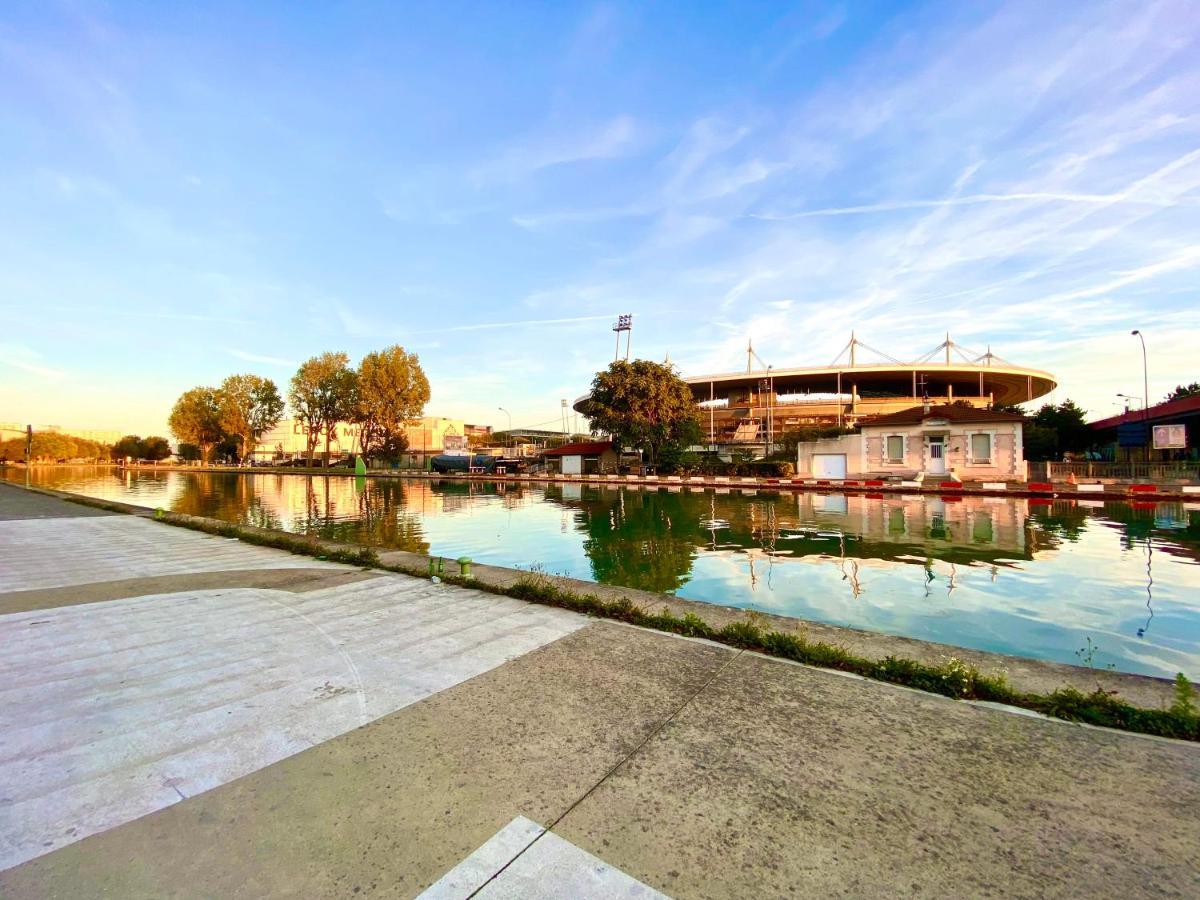 Magnifique Villa Avec Jacuzzi Au Pied Du Stade แซงต์-เดอนี ภายนอก รูปภาพ