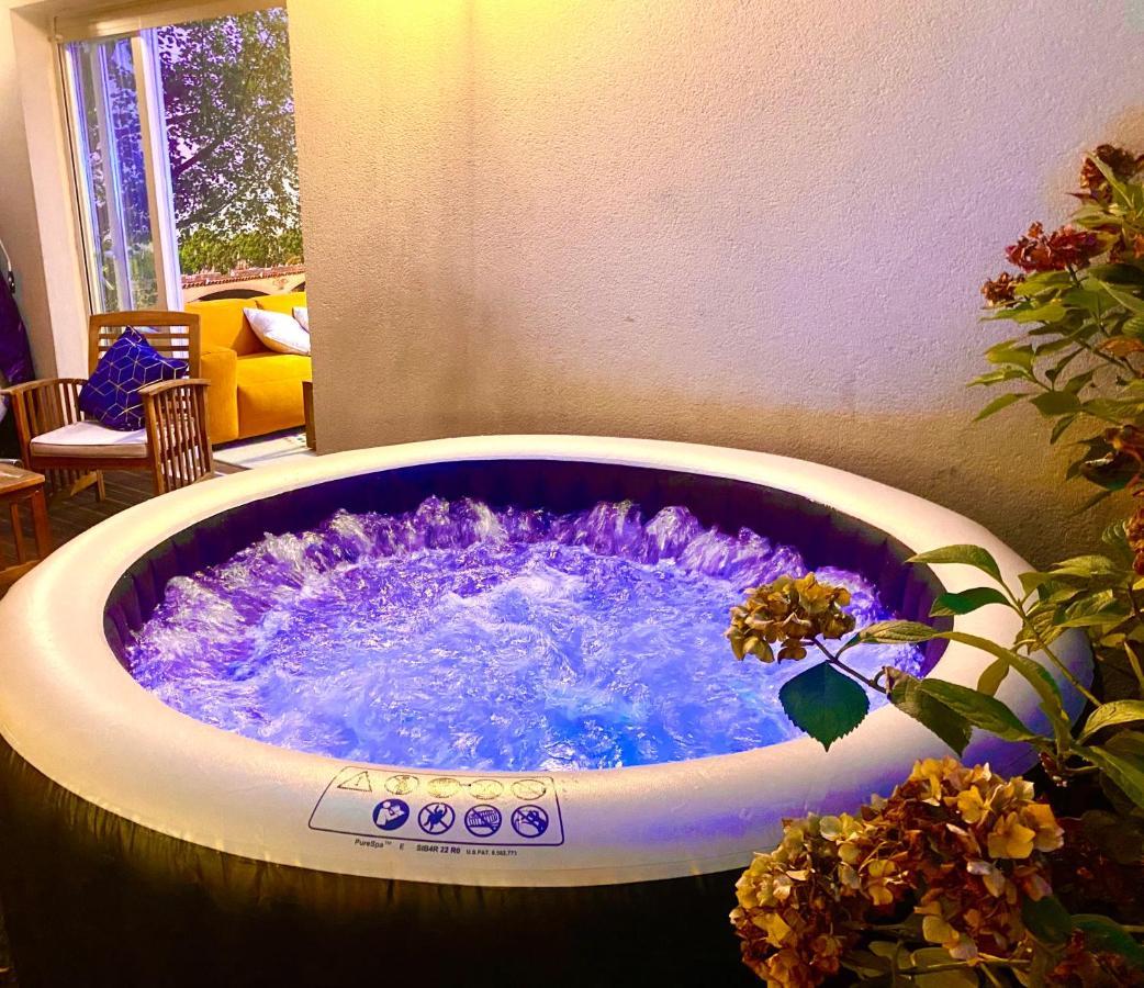 Magnifique Villa Avec Jacuzzi Au Pied Du Stade แซงต์-เดอนี ภายนอก รูปภาพ